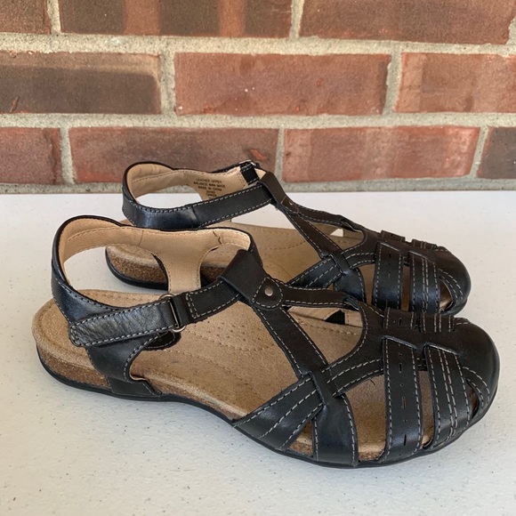 earth closed toe sandals